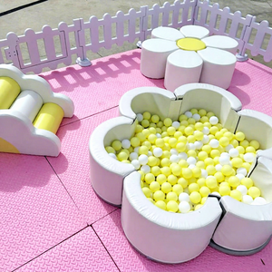 Toboggan commercial en PVC en forme de fleur, piscine à balles, équipement de jeu souple pour usage domestique, intérieur, capacité supérieure à 500 kg, Happy Castle en promotion - Product Image 1