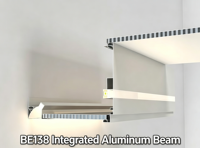 BE138 Poutre suspendue en aluminium moderne pour villas et hôtels avec rainure LED encastrée pour moulure de plafond en panneau alvéolaire