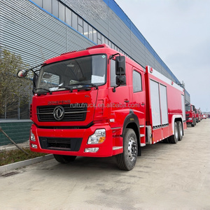 Autocisterna Antincendio Dongfeng Double Cab 6x4 L con Serbatoio per Acqua e Schiuma, Motore Quanchai Turbo Diesel, Veicolo Compatto per Intervento Rapido - Product Image 1