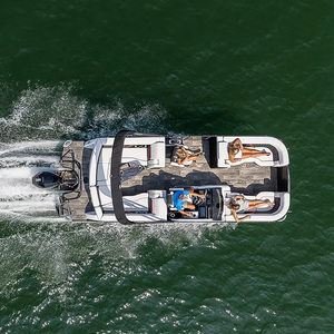 Bateau de pêche sportive haute vitesse de 23 pieds avec moteur puissant, idéal pour les loisirs en famille, les fêtes, les passionnés de yachts, coque en EVA, utilisation en rivière - Product Image 3