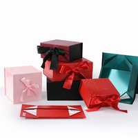Emballage en carton sur mesure, boîte cadeau pliable magnétique de luxe de grande taille pour le rangement des vêtements et des couvertures