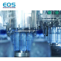 Machine de remplissage fiable ultra propre 24000BPH utilisant le système de pulvérisation d'eau ozonée et d'isolation de filtre HEPA