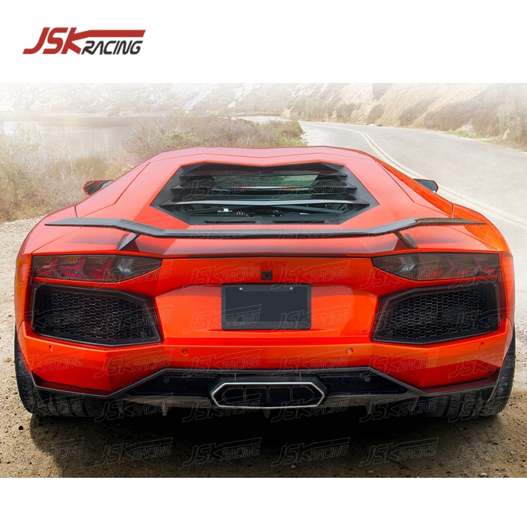 ランボルギーニ アヴェンタドール LP700用-LP988 本物カーボンディフューザー/リアディフェーザー/アンダースポイラー/LP720//最安