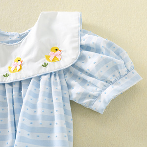 2026 <span class=keywords><strong>ชุด</strong></span>เดรสลายทางแขนสั้นปักลายเป็ดสีเหลืองสไตล์เกาหลีสำหรับเด็กผู้หญิงพร้อมปกเสื้อขนาดใหญ่ - Product Image 4