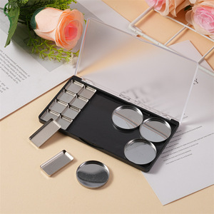 Palette de <span class=keywords><strong>maquillage</strong></span> <span class=keywords><strong>vide</strong></span> à 10 grilles avec couvercle transparent et base rose pour fard à paupières personnalisé et cosmétique - Product Image 3
