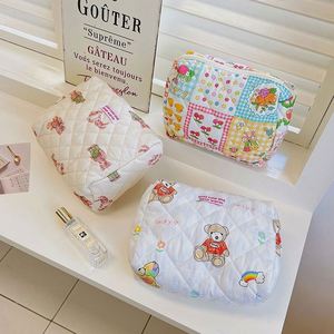 Bolsa de Maquillaje Coreana con Diseño a Cuadros y Cierre de Cremallera, Almacenamiento Simple y Elegante para Pinceles y Bolígrafos, para Uso Escolar - Product Image 6