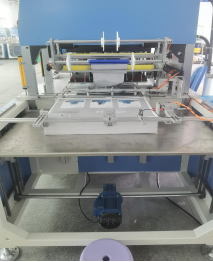Machine à estamper à chaud automatique de <span class=keywords><strong>grand</strong></span> <span class=keywords><strong>format</strong></span> SINO JIGUO, machine à estamper à chaud pour le cuir, machine à estamper à chaud pour le papier - Product Image 6