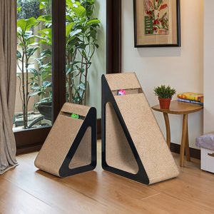 DEKU rampe de grattoir verticale à chat à 3 faces papier à angles multiples carton ondulé chat griffoir forme triangulaire chat <span class=keywords><strong>Po</strong></span> - Product Image 6