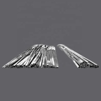 Profilés décoratifs et panneaux en PVC en forme de U, durables, écologiques et personnalisés pour l'extérieur, avec fentes pour LED, vente en gros