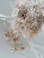 Buket Pengantin Mawar Putih Bundar yang Diawetkan, Bunga Abadi untuk Pemotretan Pernikahan, Suvenir
