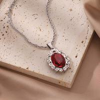 Collier pendentif personnalisé en acier inoxydable plaqué or 18 carats, anti-ternissement, avec imitation perle et pierre de naissance en forme de coquillage, pour femme