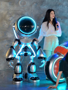 รูปปั้นหุ่นยนต์เรืองแสงตกแต่งบาร์ KTV ห้างสรรพสินค้าวิทยาศาสตร์และเทคโนโลยีพิพิธภัณฑ์ห้องนั่งเล่นการตกแต่งนักบินอวกาศ - Product Image 5