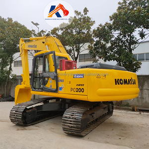 รถขุด PC210 Komatsu PC220-6 PC200-6มือสอง220-6ทนทานและมีประสิทธิภาพ - Product Image 1