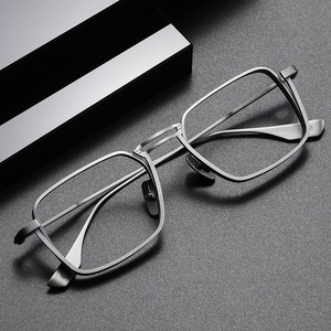 Nuova Montatura di Lusso alla Moda in Metallo per <span class=keywords><strong>Occhiali</strong></span> da Uomo e da <span class=keywords><strong>Donna</strong></span> di Alta Qualità in Titanio Puro Anti <span class=keywords><strong>Luce</strong></span> <span class=keywords><strong>Blu</strong></span> - Product Image 1