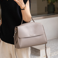 Sacs à main vintage personnalisables en cuir véritable pour femmes, sacs bandoulière durables avec fermeture éclair, imperméables et ornés d'un logo