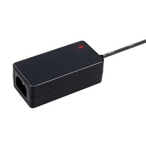 Transformadores de voltaje constante Fuente de alimentación conmutada Adaptador de corriente Usb Usb-c Enchufe de pared Cargador británico de <span class=keywords><strong>3</strong></span> pines Microondas a prueba de lluvia 20W - Product Image 1