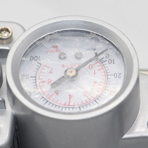 Inflador de neumáticos de doble cilindro de diseño personalizado, <span class=keywords><strong>mini</strong></span> bomba de coche portátil fácil, <span class=keywords><strong>compresor</strong></span> de aire de coche Digital de <span class=keywords><strong>12V</strong></span> - Product Image 4