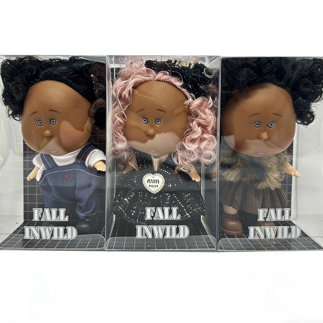 Retro Sweet Cool Style Fashion Doll Complete Set 3-Stuffed Plush Toy Denim Overalls Sequin Heart Dress Fur Vest Pleated