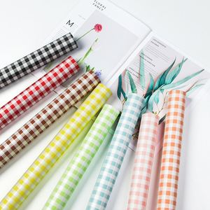 Papier plastique PVC enduit imperméable, motif à carreaux, pour bouquets de fleurs DIY, décoration de mariage, Noël, Saint-Valentin - Product Image 2