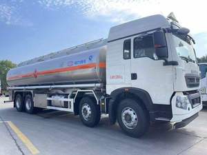 Nuevo Camión <span class=keywords><strong>Cisterna</strong></span> SINOTRUK HOWO 8x4 371HP, Camión <span class=keywords><strong>de</strong></span> Transporte <span class=keywords><strong>de</strong></span> Combustible <span class=keywords><strong>de</strong></span> 30000L - Product Image 2