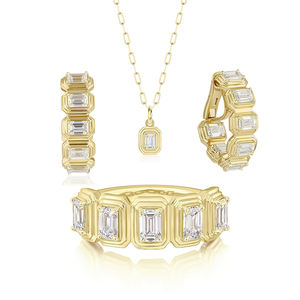 Bague éternelle en argent 925 Gemnel avec diamant taille émeraude et colliers à maillons en chaîne trombone, boucles d'oreilles créoles épaisses - Product Image 1