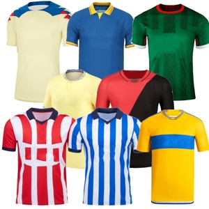Uniformes <span class=keywords><strong>de</strong></span> football personnalisés en gros - Nouveaux modèles <span class=keywords><strong>de</strong></span> maillots <span class=keywords><strong>de</strong></span> football pour hommes - Ensembles <span class=keywords><strong>de</strong></span> football en polyester respirant et à séchage rapide à prix abordable - Product Image 1