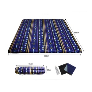 Almohadilla de dormir autoinflable impermeable de doble tamaño para acampar - Product Image 3