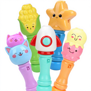 מכונת בועות פלסטיק OEM ODM בצורת טיל, דבורה מחייכת, חתול תות, תירס, עם מקל בועות עם תאורת לד - Product Image 1