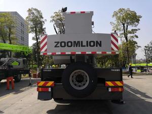 Grúa Móvil sobre Camión Zoomlion de 25 Toneladas QY25V con Lista de Precios de Repuestos - Product Image 3