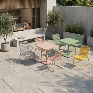 Elegante <span class=keywords><strong>Tavolo</strong></span> <span class=keywords><strong>Quadrato</strong></span> <span class=keywords><strong>da</strong></span> <span class=keywords><strong>Esterno</strong></span> in Alluminio Puro con Finitura Artigianale per Ristoranti e Spazi Esterni - Product Image 4