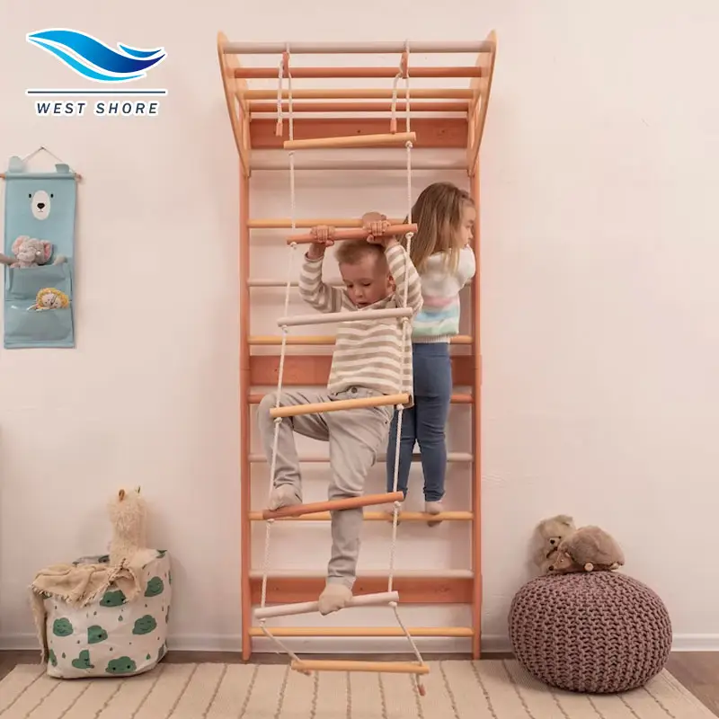 折りたたみ式の安い木製の壁バーキッズエクササイズトライアングルクライミングフレーム、幼児用スライド付き木製スウェーデンのはしご遊び場