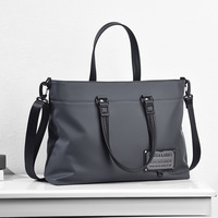 Le plus récent porte-documents à la mode hommes pochette pour ordinateur portable sac à bandoulière étanche étui numérique imprimé Logo sac cadeau pour les entreprises
