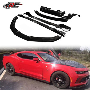 Kit de carrocería ancha de fibra de carbono para <span class=keywords><strong>Chevrolet</strong></span> <span class=keywords><strong>Camaro</strong></span> de 6.ª generación: aletas de guardabarros, splitter delantero, canards, rejillas de ventilación y puntas de escape - Product Image 1