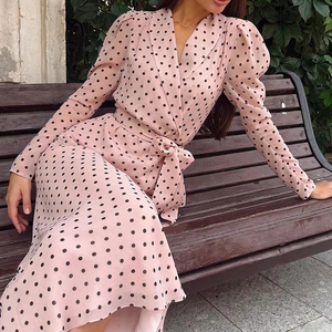 Completo Primaverile 2026 per Donna, Due Pezzi Alla Moda ed Eleganti in Chiffon a Pois, Set Gonna e Camicetta - Product Image 3