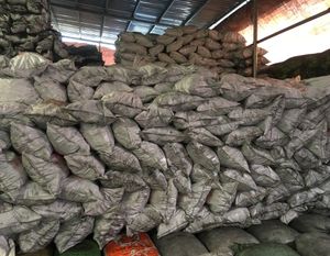 Carbón de Caoba de Primera Calidad para Cocinar y Asar, Alta Energía, Larga Duración, 3J Calory, 2% de Ceniza, de Fabricante Vietnamita - Product Image 2