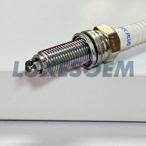 Bujías 90919-01191 SK20HR11 M12mm Rosca de 14mm Espacio entre bujías de 1.1mm Para autos 2010 y posteriores - Product Image 2