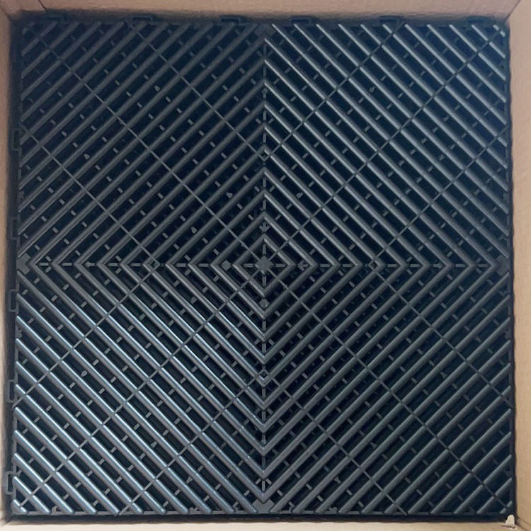 สีเทาเข้ม