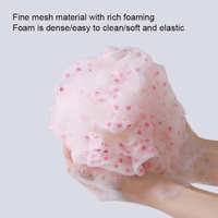 Vente en gros Éponge de bain à pois 40g Filles Fashion Dot Pattern Bath Loofah Pouf éponge à fleurs épurateur de corps