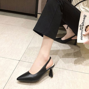 Sandales à talon bas en cuir Qf1 pour femmes, style professionnel rétro, bout pointu, chaussures d'été tendance avec boucle et imprimé léopard - Product Image 2