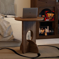 Table d'appoint moderne en noyer massif, design créatif, pour petit appartement, salon, utilisation avec canapé, utilisation d'angle colorée