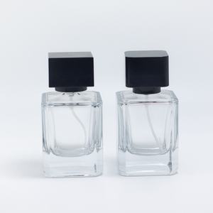 Flacon de parfum carré en verre 30ml 50ml 100ml, flacon de parfum cube, flacon de parfum de luxe avec bouchon noir - Product Image 3