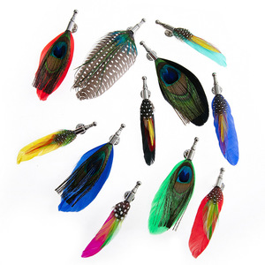 Broches de Lapela Masculinos de Liga Banhada a Ouro com Pena de Pavão Colorida para Casamento, Noivado e Festa - com Fecho Borboleta - Product Image 6