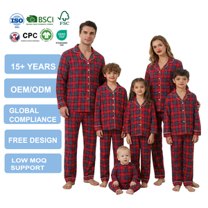 Pigiami Natalizi Coordinati per Famiglia, Abbigliamento da Notte per Uomo e Donna, Flanella di Cotone a Quadri Rosso e Nero con Colletto a Risvolto - Product Image 2