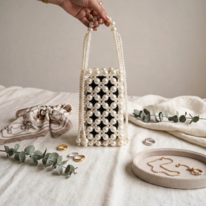 กระเป๋าถือทำมือจากอินเดีย ยี่ห้อ MS Handicraft รับรองคุณภาพ ประดับด้วยลูกปัดแก้วหลากสี  สายสะพายสีตามสั่ง  กระเป๋าถือแบบลำลอง - Product Image 1