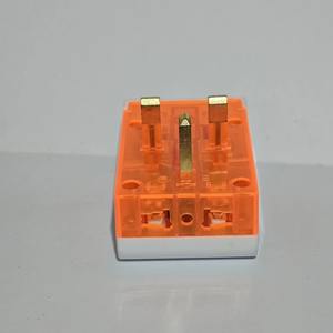 อะแดปเตอร์ปลั๊กอเนกประสงค์ของสหราชอาณาจักร 100-240V Ac Input วัสดุ Abs อะแดปเตอร์เดินทางแบบออลอินวันสำหรับสินค้าส่งออก - Product Image 2