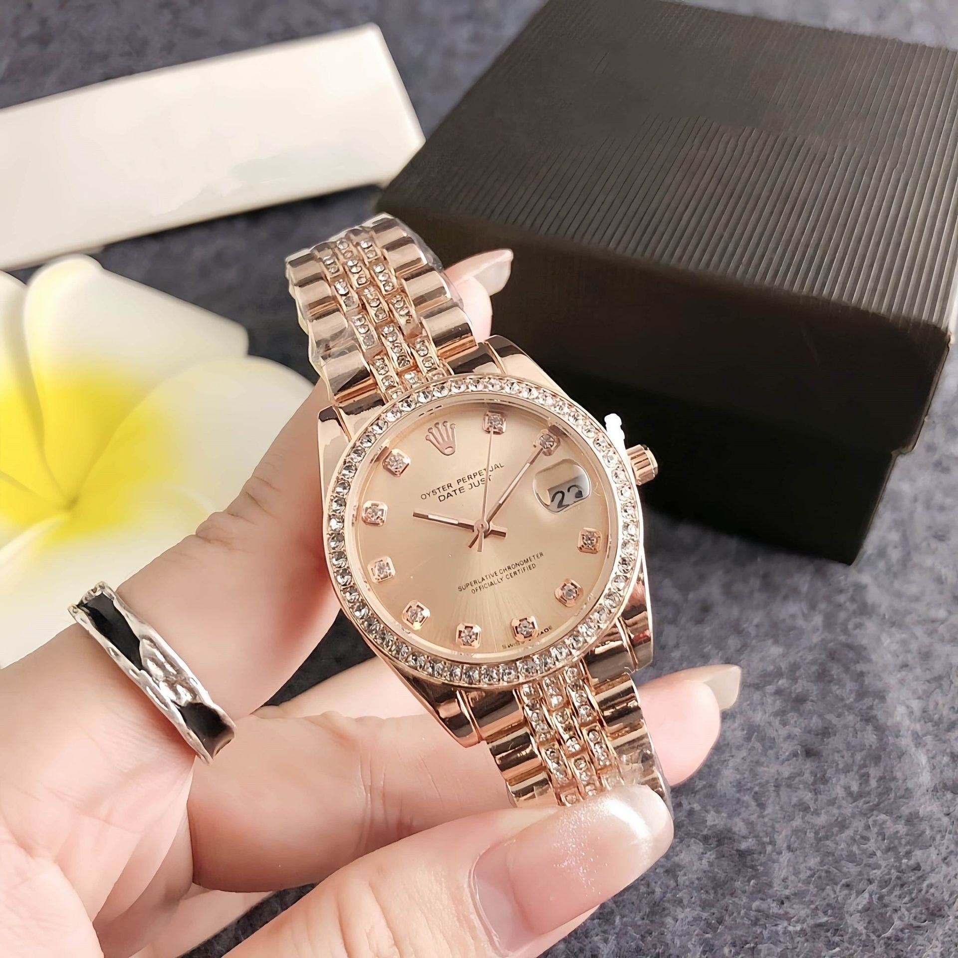 Hand Clock New Stylish Hand Watch Hand Clock Stylish Hand Watch