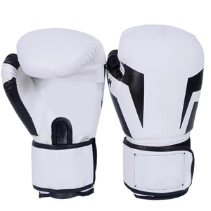 <span class=keywords><strong>Guantes</strong></span> <span class=keywords><strong>de</strong></span> <span class=keywords><strong>Boxeo</strong></span> Personalizados <span class=keywords><strong>de</strong></span> Fábrica para Entrenamiento Profesional con Logo y Acolchado Reforzado - Product Image 4