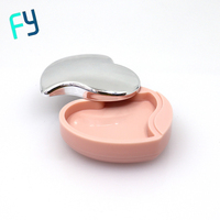 Nouveau boîtier de poudre compacte en forme de coeur 3g étui à poudre vide en forme de coeur de pêche à double couche