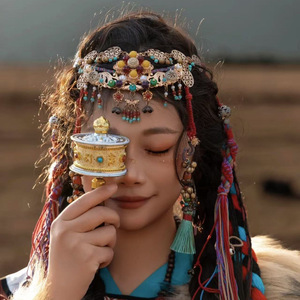 Adorno para la frente de mujer tibetana Yujintang, al estilo de las celebridades de internet de Xishuangbanna, estilo étnico grandioso - Product Image 4