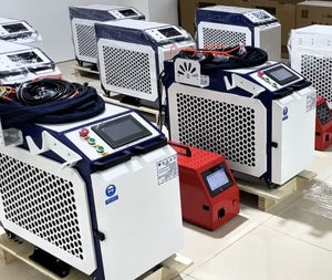 Máy hàn <span class=keywords><strong>laser</strong></span> giá cho kim loại 4 trong 1 3000 Wát Hàn máy cắt <span class=keywords><strong>laser</strong></span> thợ hàn - Product Image 1